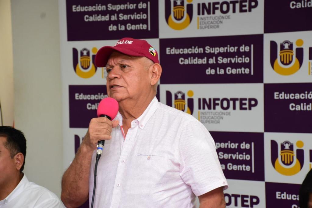 LuisTeteSamper's tweet photo. Hoy socializamos el convenio interadministrativo que beneficiará a 268 estudiantes cienagueros del @infotephvg. Les garantizaremos los costos de inscripción, matrícula, derechos de grado y pruebas saber para el primer y segundo periodo del 2022. #CiénagaEstáAvanzando. https://t.co/Qz1sLXBSMg