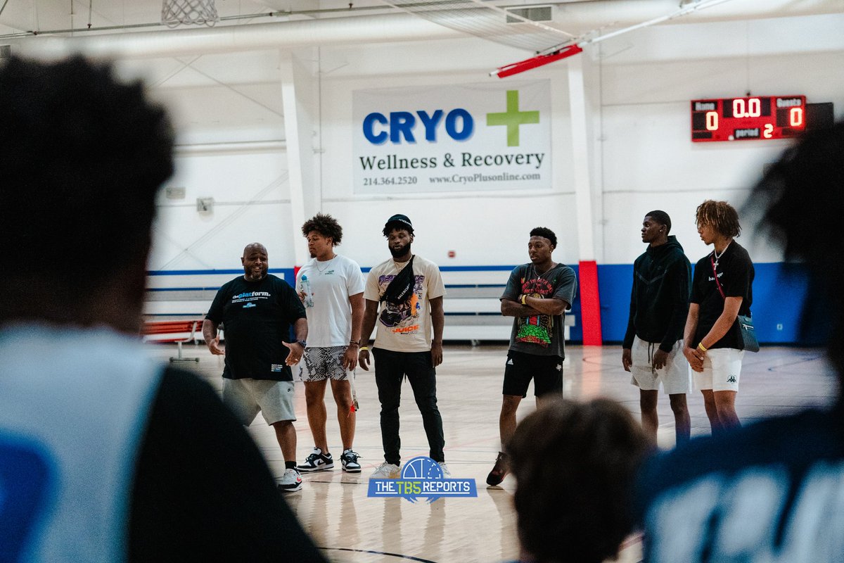 We are thankful when alumni come back to speak with #TheNextWave of prospects. Not too long ago these young men were in those same uniforms in this camp. 

Pioneers of the platform right here.