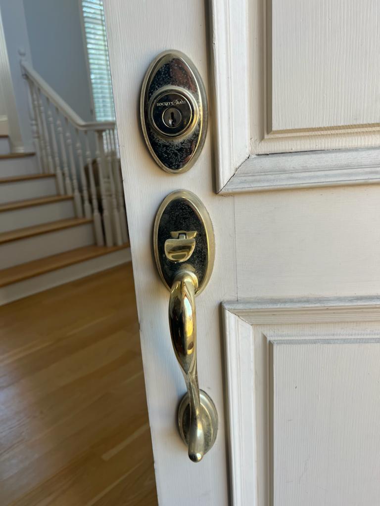BestLocksmithTX's tweet photo. Moving to a new house or an Apartment? We have a solution for you! Summer promotions for Rekey services, Lock changes, Upgrade to high security or keypads, Call us today and ask for more information! Best Locksmith, Residential, Commercial and Automotive. https://t.co/ORAiBS3Mx1