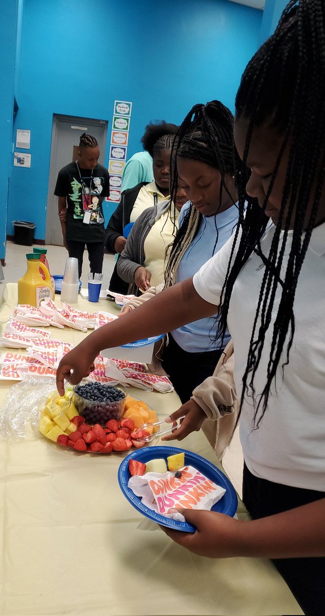 mschryssi's tweet photo. Today was a big day in #pantherNation and they understood the assignment. #theteam Marching Panthers x Rhythmic Panthers. Fueled & ready to perform @TTRich242
#pantherpride #backtoschool #marchingpanthers #rhythmicpanthers #theDEN https://t.co/9DZ5SQr02y