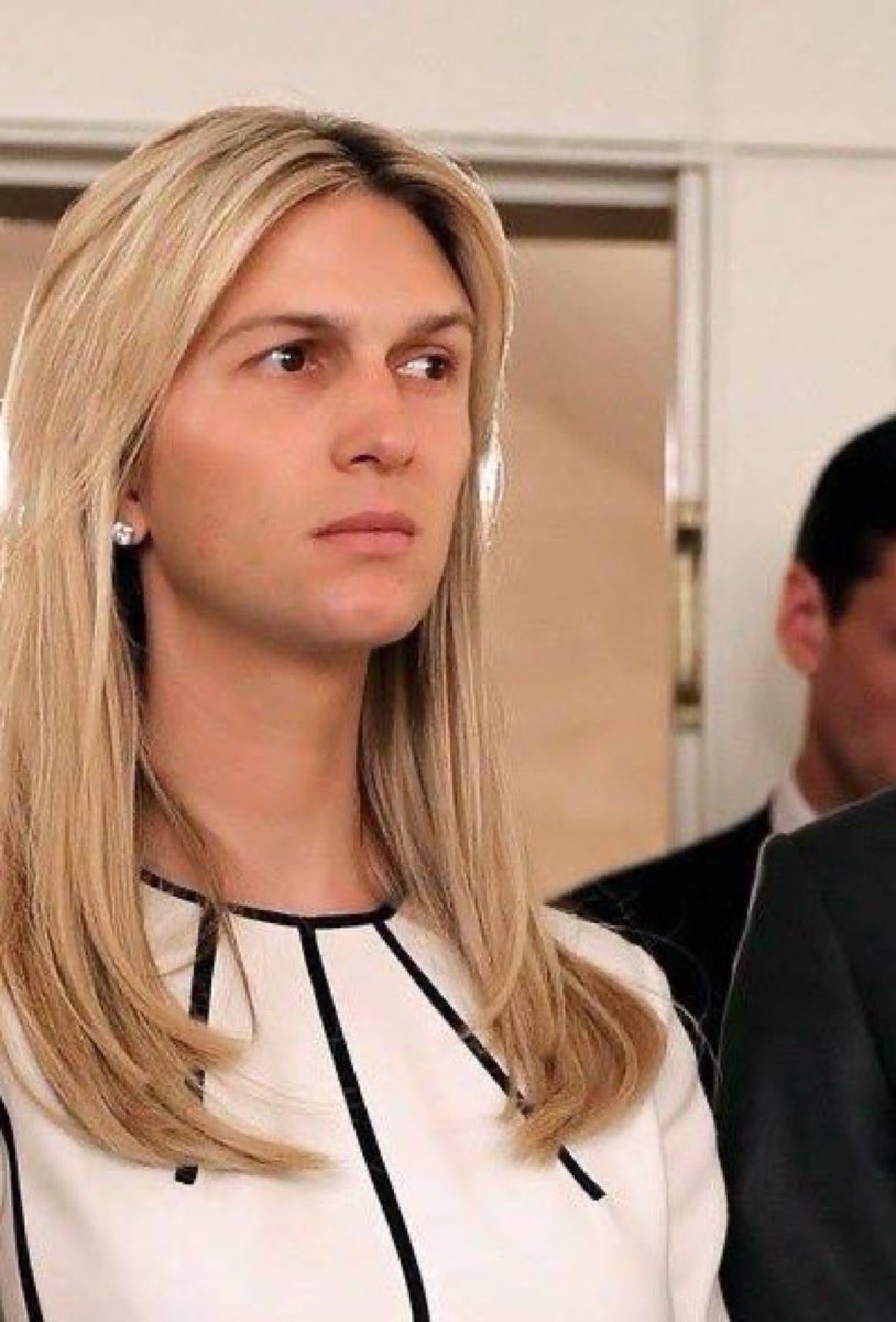 goRubenRuben's tweet photo. @mmpadellan #Oralé It was Jared! #TrumpMole https://t.co/ZJ4LZjSN61