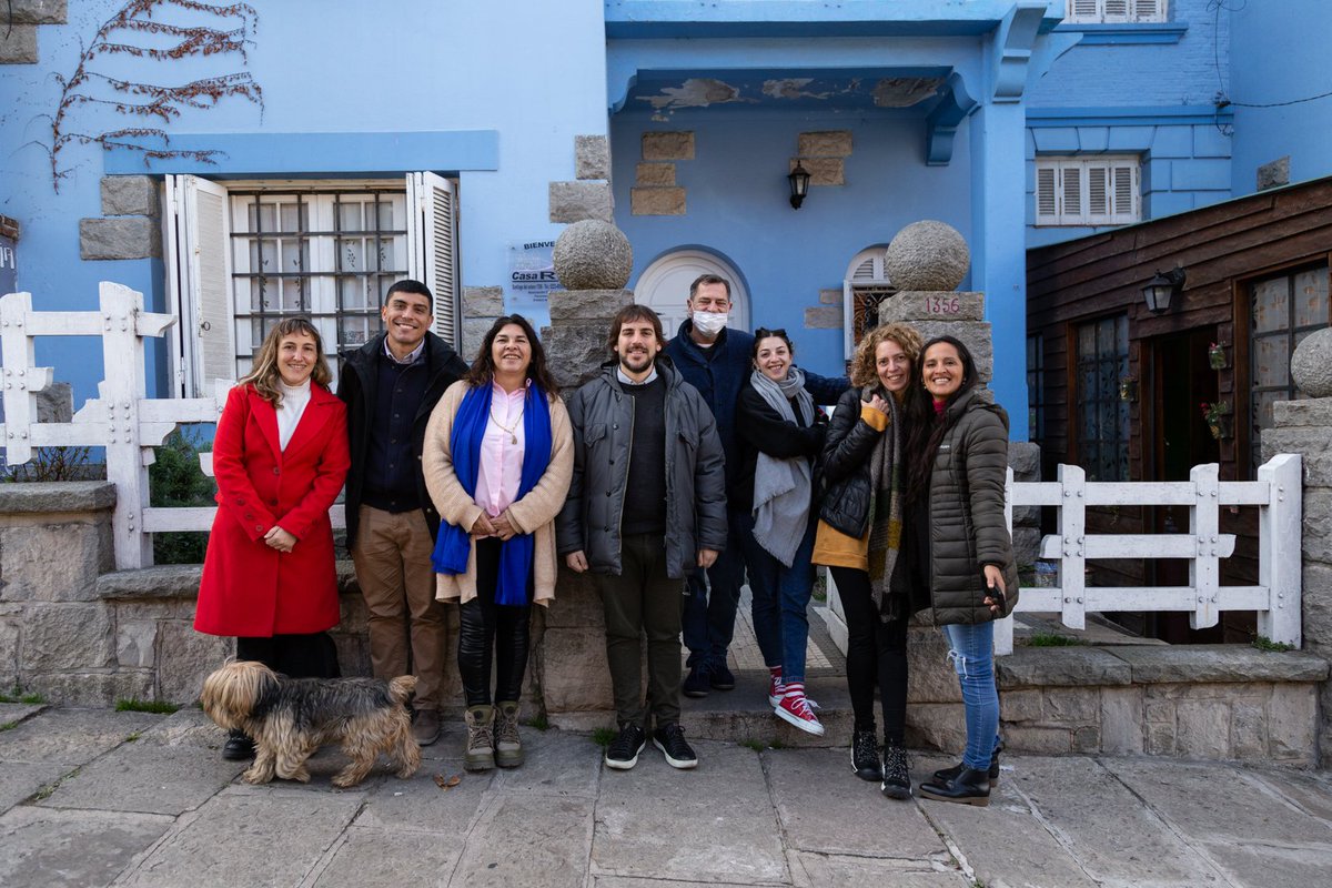 EriPereyraVL's tweet photo. #InaesCerca en #MardelPlata 

🚗 Junto a @apachevillalba y Sebastián Díaz de @inaesarg recorrimos cooperativas y nos reunimos con referencias locales

❤️ Conocimos a la Red de Personas viviendo con VIH, que crearon una Cooperativa de Trabajo para impulsar su desarrollo laboral https://t.co/F0OmSwp5Cb
