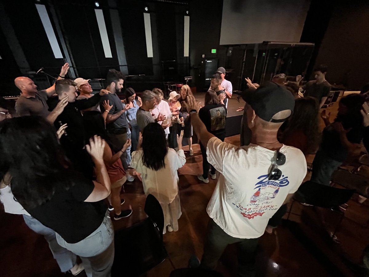 AlphaPDX's tweet photo. Loved worshipping and praying for ⁦@AlphaUSA⁩ Kingdom Come Prayer this morning at ⁦@westsideajc⁩ https://t.co/Pmlw44hUv4