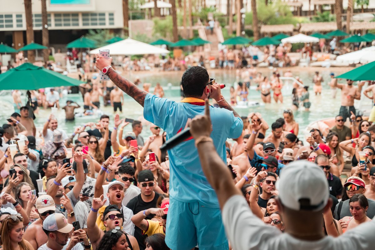 EliaBeachLV tweet media