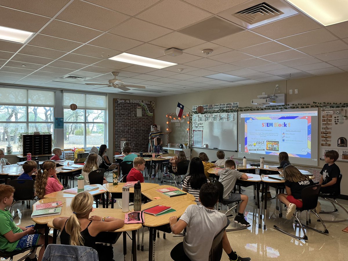 It was a great first day at WCHE!  <a href="/amelia_russ/">AmeliaPaulRuss</a> <a href="/hatfieldc21/">Mrs. Chareese Hatfield</a>