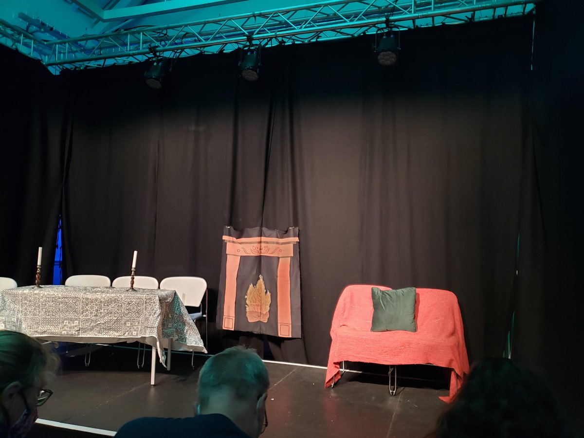 Show 5 <a href="/edfringe/">Edinburgh Festival Fringe</a> - booked our first late night show, The Canterville Ghost - the Musical. Highly entrrtaining, great voices and a superb ghost. Thank you <a href="/TheatreMagpie/">Magpie Theatre</a>