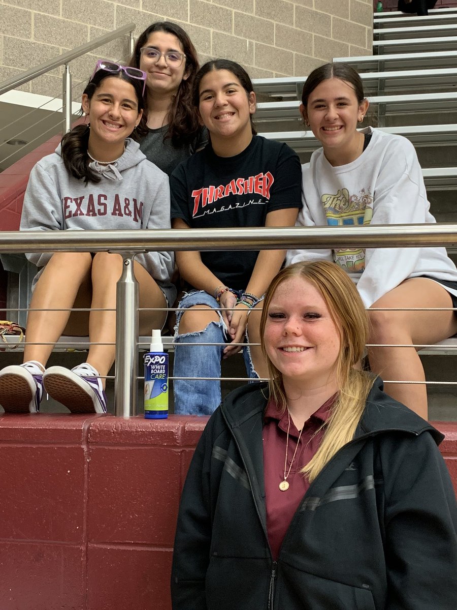 FarmerSportsMed's tweet photo. Love when we have current, past & future student athletic trainers all hanging out supporting @lhsfarmervball #longmaroonline #collegebound #armybound https://t.co/is4MUmKZOx