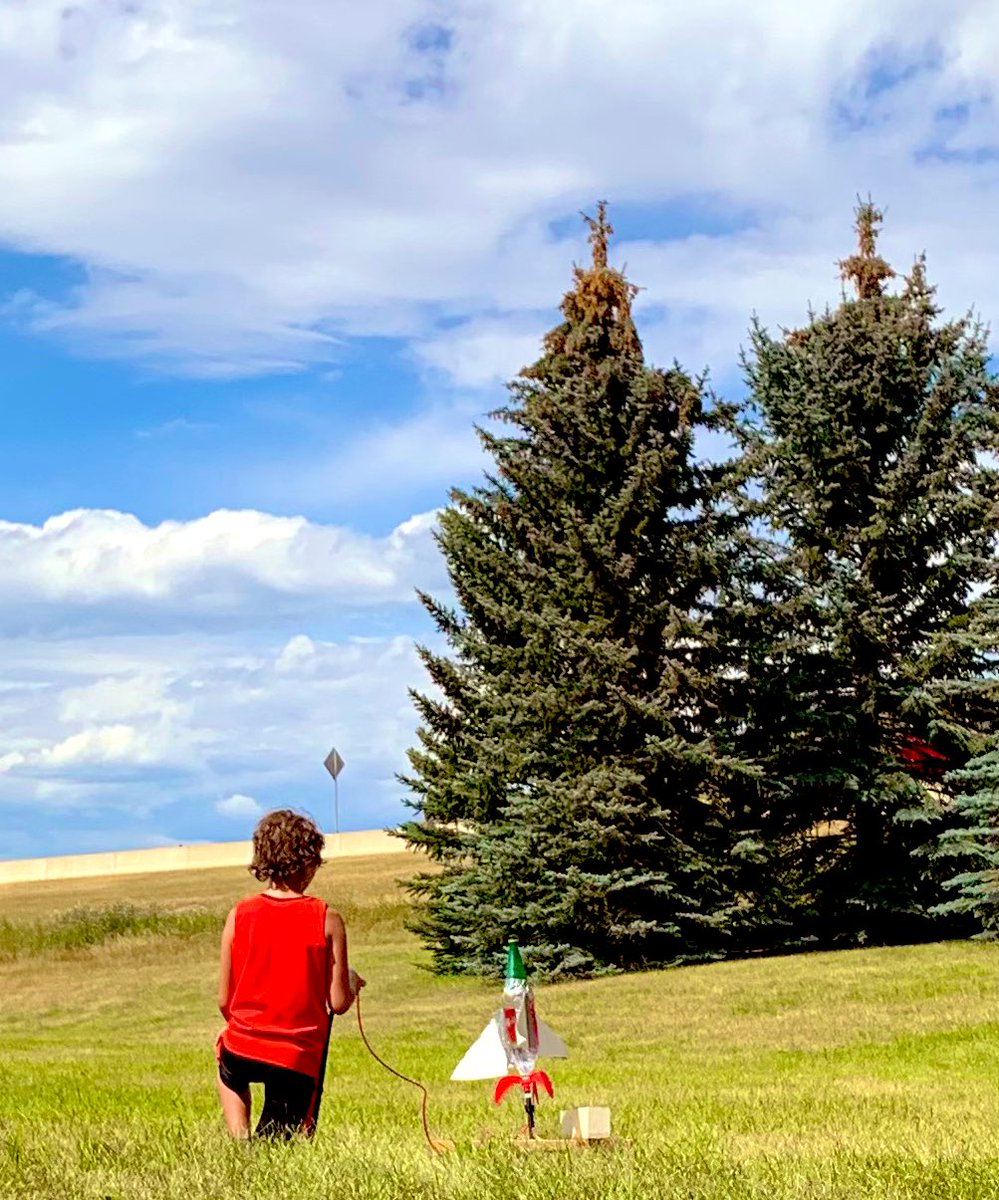 wtlc_wolves's tweet photo. Design Challenge Day 2- Build a rocket. Which design goes the highest? Greatest distance? Why? https://t.co/0zaebNJFY3