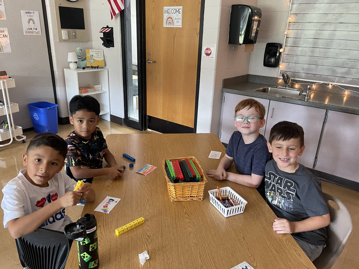 MrsEngel1st's tweet photo. Day one fun! #WEareLakota https://t.co/S8hlhhfXZ0