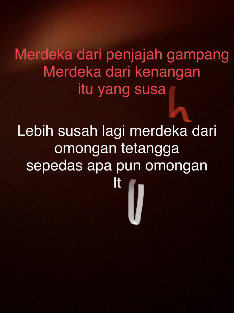 sudjiwotedjo's tweet photo. #TaliJiwo Sujiwo Tejo , quote harian halaman depan di Jawa Pos 17 Agustus 2022 
#Bang https://t.co/2SS3AlE7uX