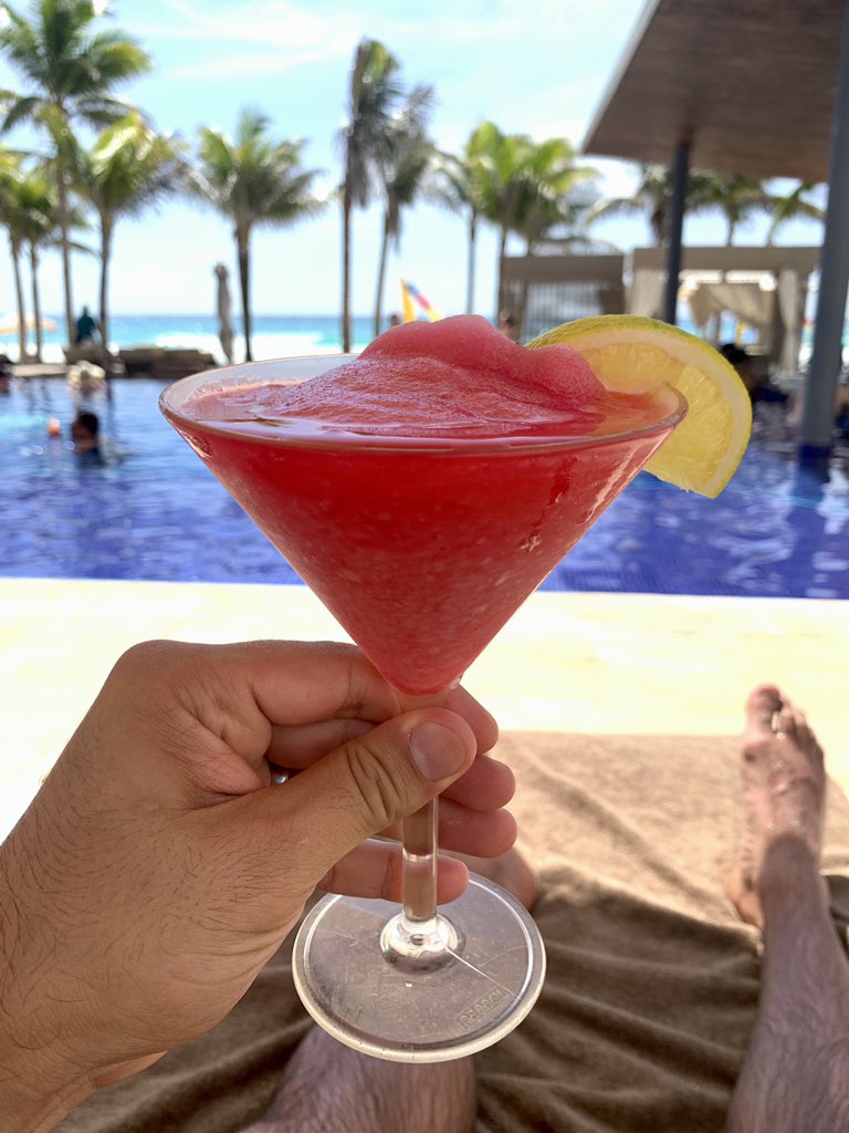 IvanPastore88's tweet photo. @MaxxChewning Yeahhhh…think I’m gonna give it a miss today! #StrawberryMargaheeeetttaaa 🇲🇽🍹 https://t.co/nGnKQyfaHq