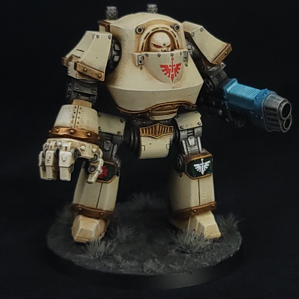 EthanHandwork's tweet photo. Got the Rona and was in quarantine over the weekend. So I decided to clear out my "friend commissions" backlog. This is a magnetized 3d printed contemptor dread.
#3Dprinting #warhammer40k #contemptor #warmongers https://t.co/ng21L8DWSZ
