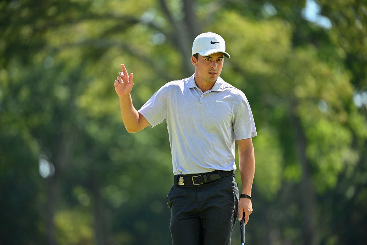 USGA's tweet photo. The only thing better than 1 #USAmateur medalist is 4 co-medalists!

@FredBiondi, @michaelt_1, @Gootch31 and @hugotusen will be the top seeds in match play after they each finished at 3 under in stroke play. https://t.co/pz45CLDWol
