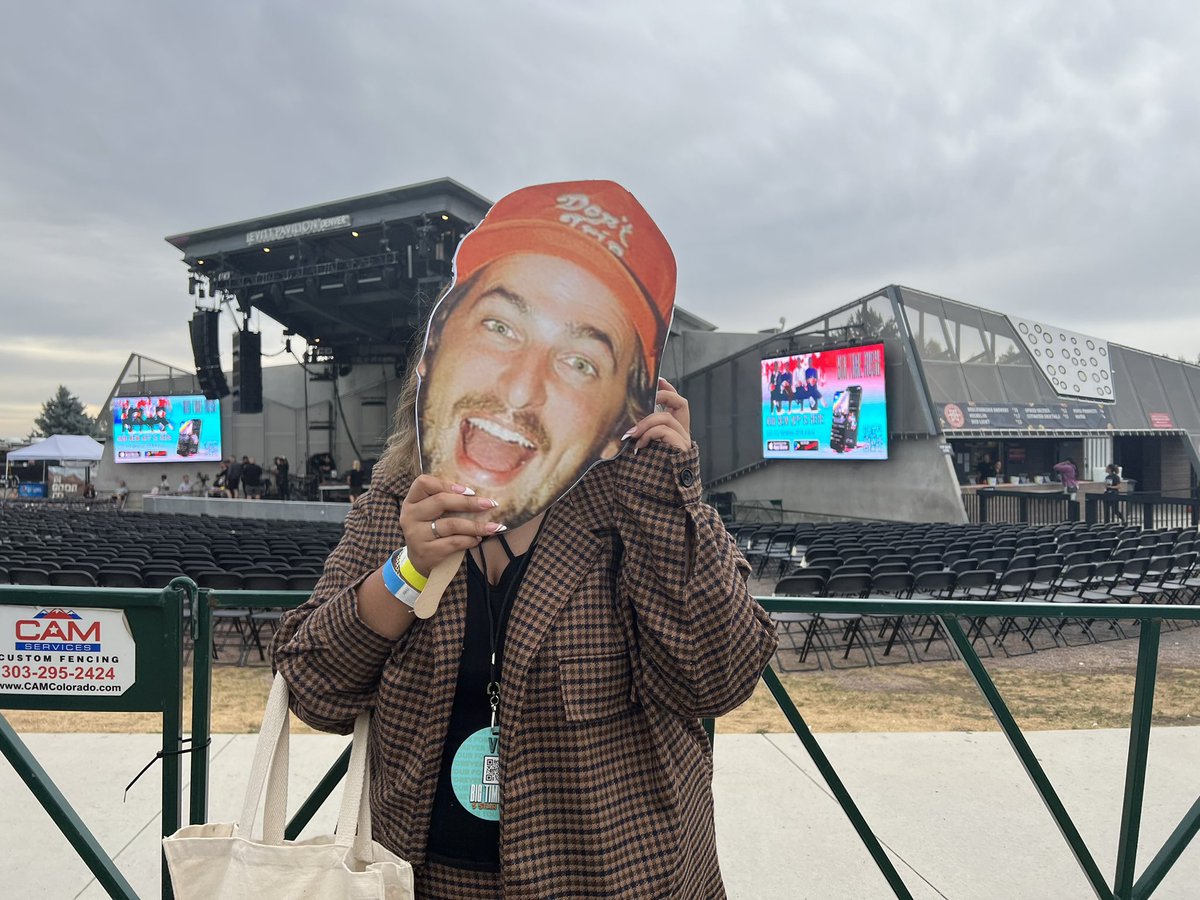 likelovebtr's tweet photo. so so sooooo excited for this show, rusher for life 🫶🏻 https://t.co/gBXGKJxXAJ