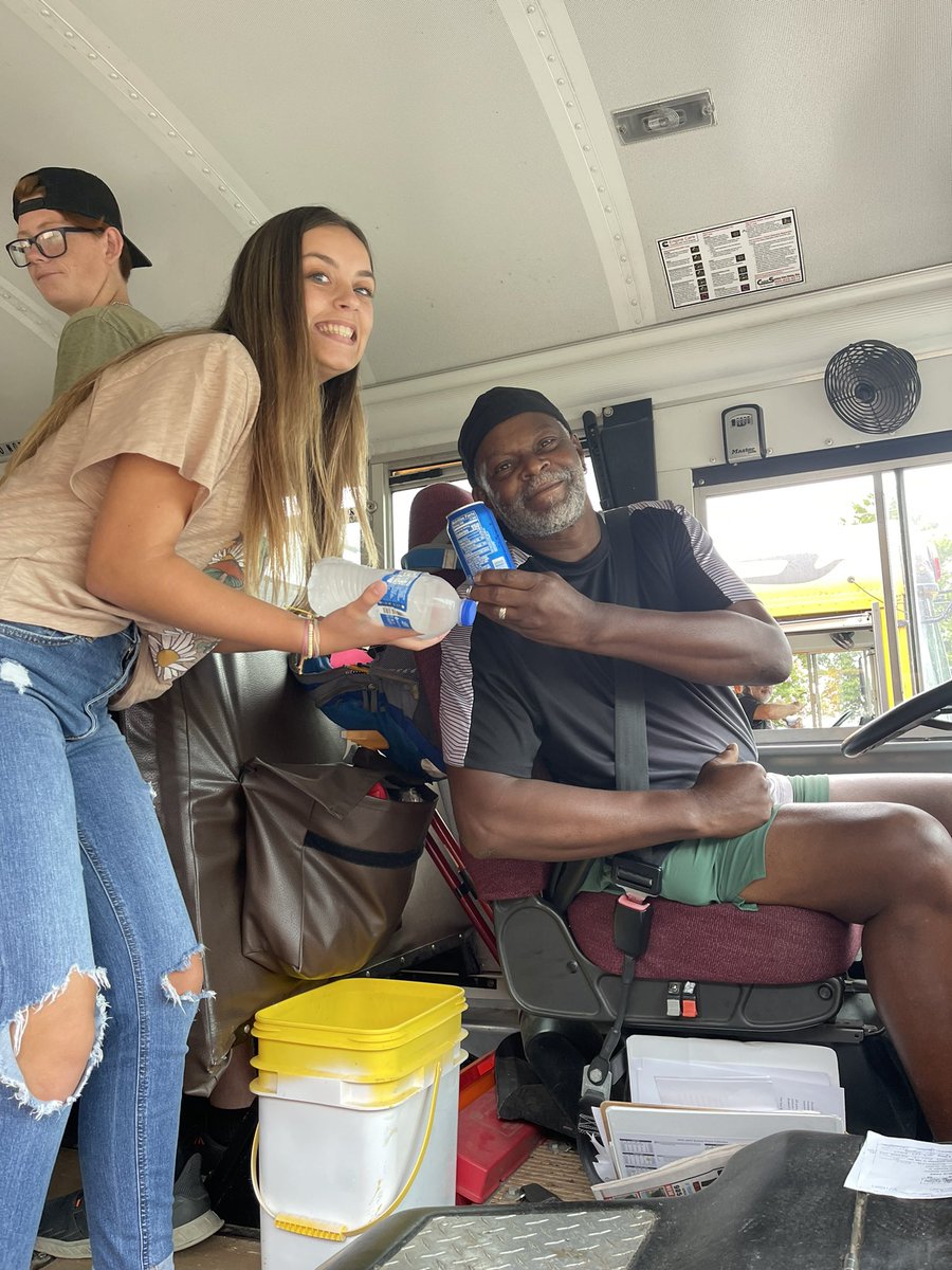 Several of our Student Council members met our bus drivers this afternoon to give them cold water or a soda to show our appreciation. We are so thankful for our transportation department! #ccsdtn #DifferenceMakers #WarEagleFamily