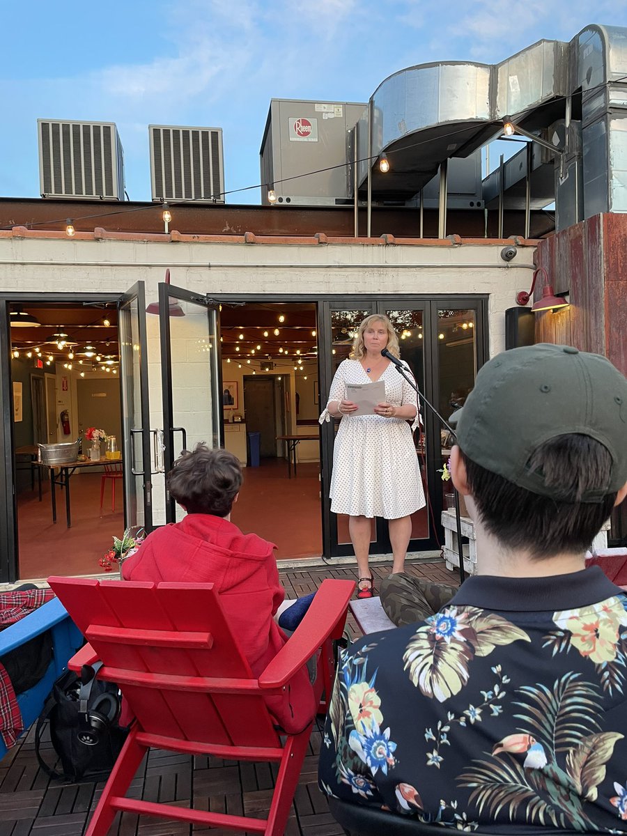 amy_grech's tweet photo. @randeedawn reading from her debut novel #TuneinTomorrow #BetheMango @SweetReadings #InPersonAuthorReading https://t.co/fYZ3GtkjyC