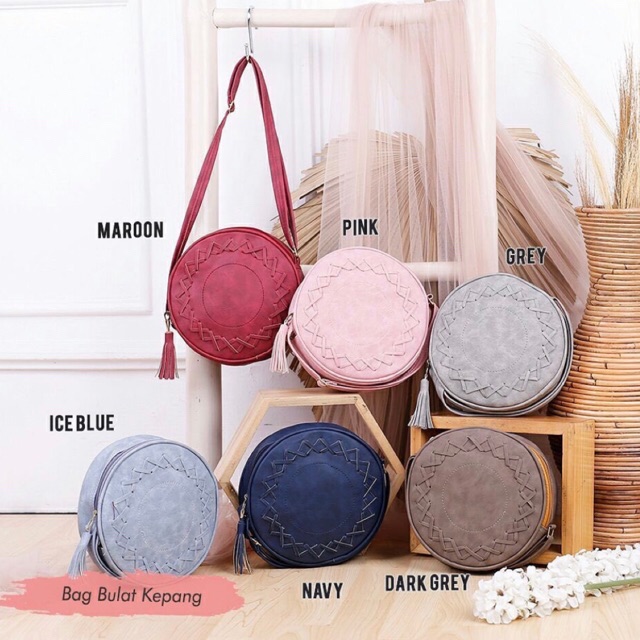 Saya menjual Bag bulat kepang - ta... seharga Rp43.000. Dapatkan di Shopee sekarang! shopee.co.id/vincent_tantri… #ShopeeID