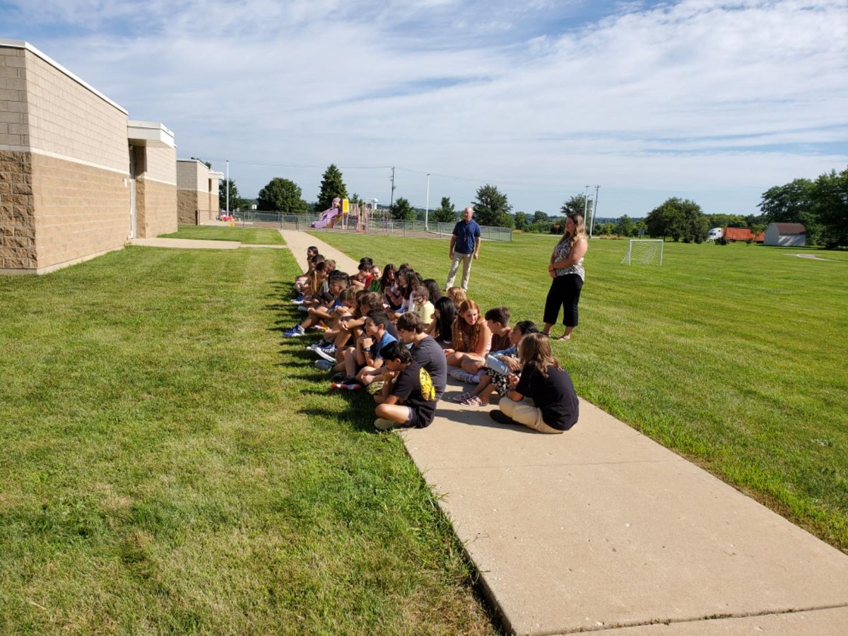 SSylvester610's tweet photo. We ran all our cool tools today, which means I saw every Liberty student! #u46firstday2022 https://t.co/hMPIhiRDjE