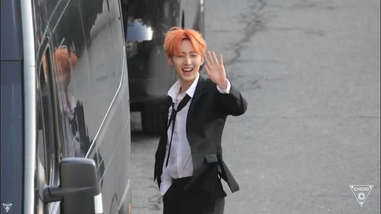 HourlyHuing's tweet photo. #HUI #PENTAGON  | #후이 #펜타곤 https://t.co/MZVkQcu4cl