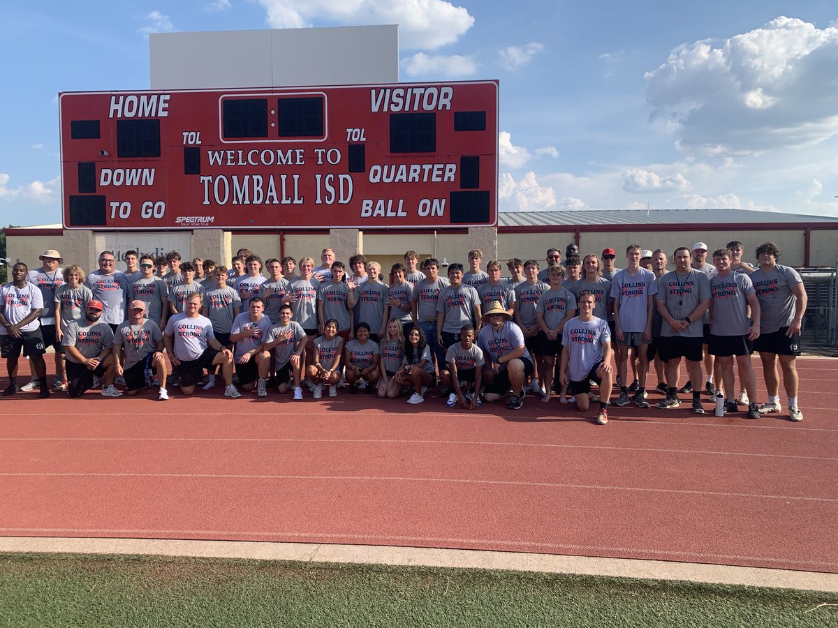 FootballTomball's tweet photo. Never forgotten 🙏🙏🙏 #CollinsStrong https://t.co/8klngugKK1