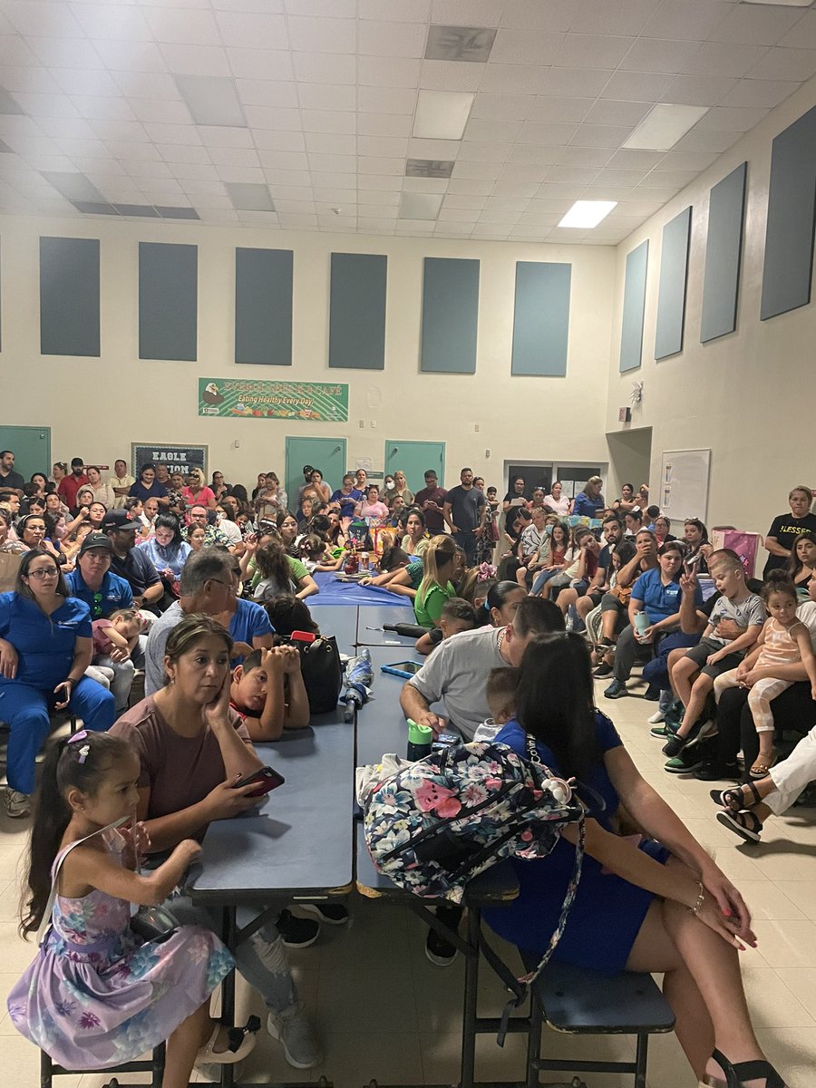 EvergladesK8's tweet photo. A big welcome and thank you to our parents for a full house during parent orientation. It’s going to be a great Eagle year!! Soaring to New Heights Together! @MDCPSCentral @MjLewis13 @driera99 https://t.co/cN4cgUaVcx