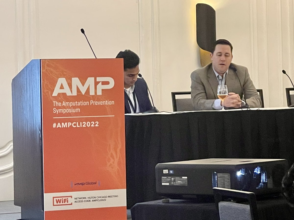 Time to do some learning! 

(I must admit that it feels different to be the only IR fellow in the room (most of everyone else is Vascular Surgery or Interventional Cardiology)

<a href="/EmoryIRad/">Emory University Interventional Radiology</a> #AMPSymposium