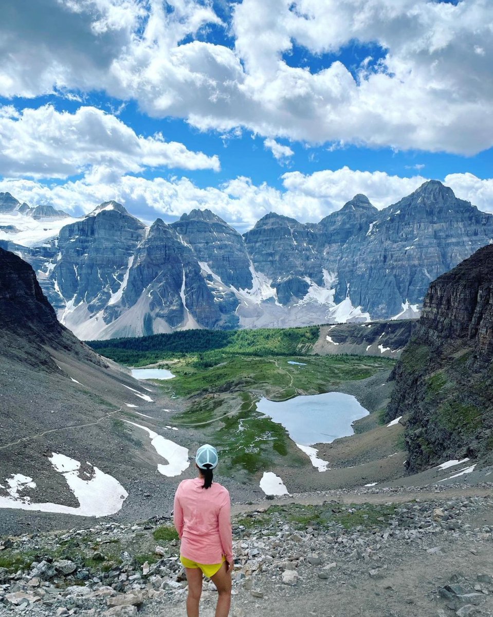 OleOriginals's tweet photo. Hands up if you've been to #SentinelPass like @tangada2 has. Epic views!😮
#icanseeformiles
#larchvalley
#larchvalley
#alberta
#explorealberta
#banff
#mybanff
#parkscanada
#nationalparks
#canadianrockies https://t.co/XTKs57oNRq
