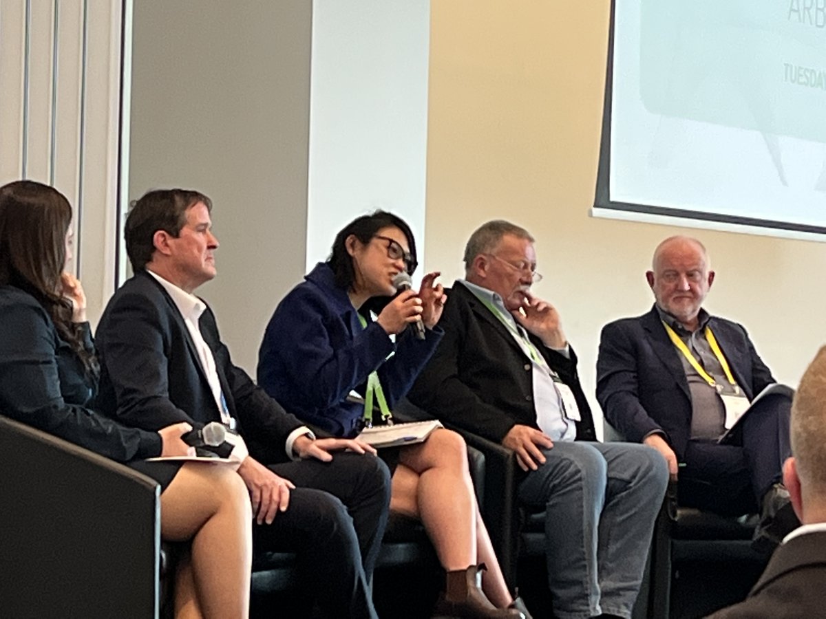Congratulations to Tony Arnel for hosting a very insightful lunch at day one of #ARBS2022 on the future of the HVAC &amp;R Industry.
 
Great panellists including Ura Sarfejoo, M.AIRAH; Steve Smith, M.AIRAH; and Grace Foo, M.AIRAH.

<a href="/arbsexpo/">ARBS Exhibition</a> #AIRAHatARBS