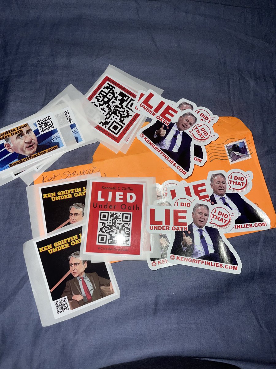ATRAN20324's tweet photo. 🚨Thank U, Ape Queen @KatStryker111 for the stickers! I can’t believe they finally came! I live in South Florida, Miami area so I will definitely spread them out all over! Maybe even their new Headquarters Building 🤔! Again, Thank u, for all u do! 🙏🏼 #AMC #APEQUEEN #GodsWork 🦍 https://t.co/Z1NbiIeWm9