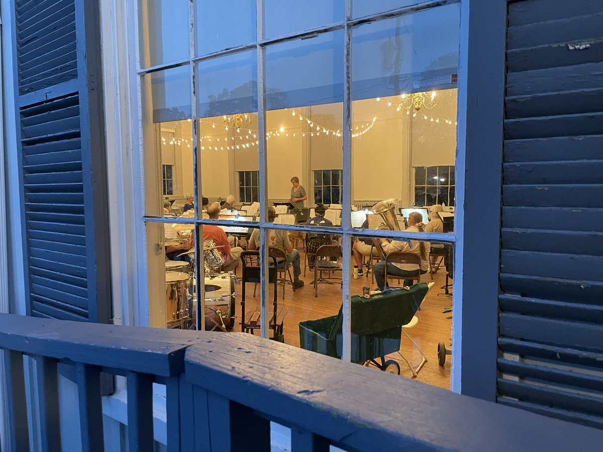 Had a fantastic time working with the Hanover Concert Band tonight, <a href="/RandolphMacon/">randolphmacon</a> ’s musical neighbor just down the street in the <a href="/TownofAshland/">Town of Ashland</a>