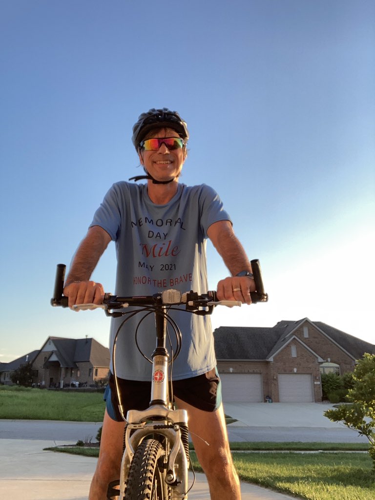 RobRueff's tweet photo. Getting the hang of this riding thing while I wait for my Achilles, Fibular Head and posterior tibial tendon to properly heal #runchat #injuredrunner #runnerprobs #improveeveryday #runnersrehab #sportsmedicine #sfsm #commit #driven #determined #beingagoodptpatient https://t.co/9BsRUZBQmR