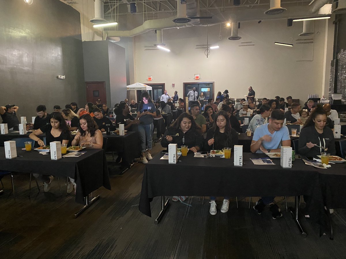 Randy White@Boost (@ransome0206) on Twitter photo Nokia event! Packed house Concord NC <a href="/mstockton_dish/">Marcus Stockton</a> @BoostAJP <a href="/MayeTiffany/">Tiffany Maye</a> <a href="/ThisIsPincus/">Steve Pincus</a> Nokia event! Packed house Concord NC <a href="/mstockton_dish/">Marcus Stockton</a> @BoostAJP <a href="/MayeTiffany/">Tiffany Maye</a> <a href="/ThisIsPincus/">Steve Pincus</a>