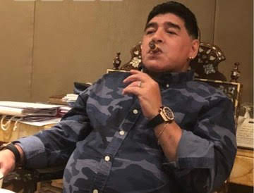 Estimados hijos de puta, los invito a dejar en los comentarios los chistes/memes con el humor mas negro que tengan para entretenernos y pasar esta noche aburrida. Desde ya muchas gracias y váyanse a cagar.(?