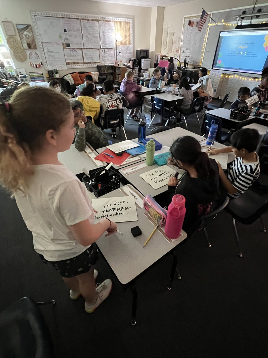 MrsHaleyGarner's tweet photo. Letting table groups come up with the subject, while other table groups come up with a predicate. They would then say the sentence together to see if the subject &amp; verb agree! We got some SILLY sentences, and I love it! ✏️👏🏼 @WylieISD #WylieWay #WylieISD https://t.co/uShTA7LKcn