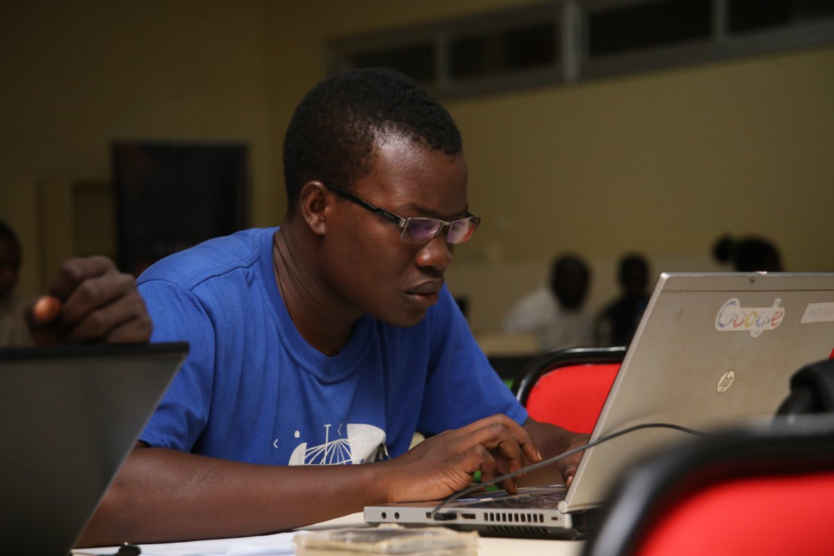 aboyarm's tweet photo. Venez affirmer votre talent en codage informatique en participant à la 3ème édition de DEVCHAMPION (Oct 2022). Gagnez le 1er 🏆de 5 000$ et faites vous repérer par les startups &amp; entreprises. Inscription https://t.co/uXc0QyUpeP
 #DEVCHAMPION 🤝 https://t.co/rJVwOMaL1c