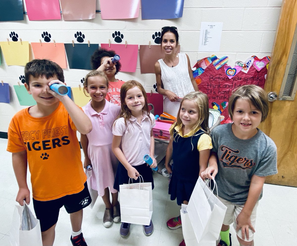 nkkeene's tweet image. THANK YOU to our wonderful librarian, Ms. Stuart, for encouraging PPE Tigers to build reading stamina over summer break! 📚 Students were excited to hear their names on the announcements and receive prizes for their hard work!! ⁦@PPE_Library⁩