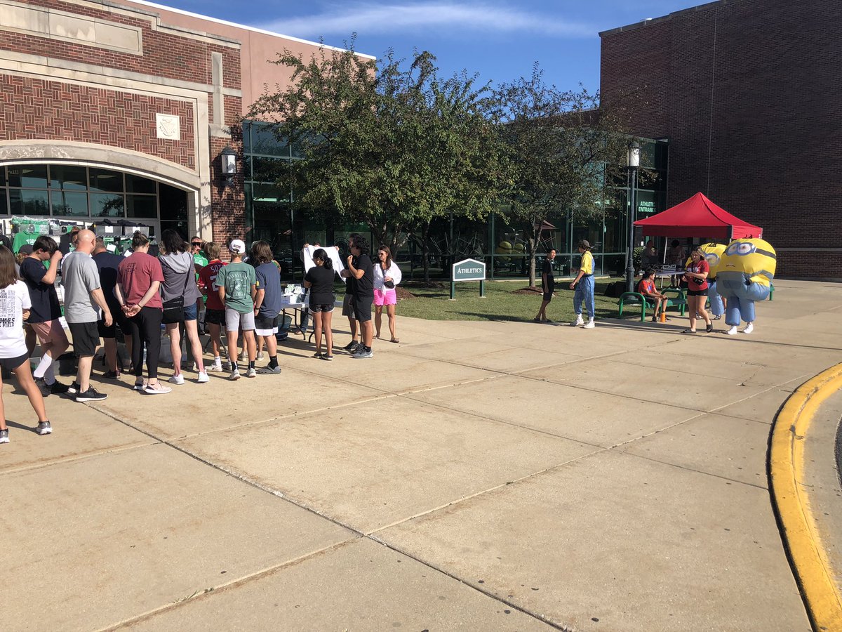 It was a great atmosphere at the Back to School Bash this evening. Can’t wait for tomorrow! #ThisIsYork