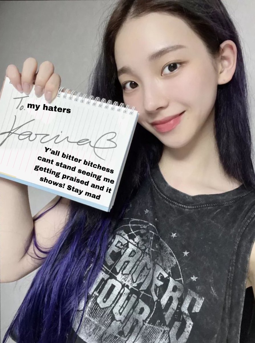 krnphile's tweet photo. they can’t stand a Karina praise and it shows 💁‍♀️ https://t.co/o0cWP9EgMa