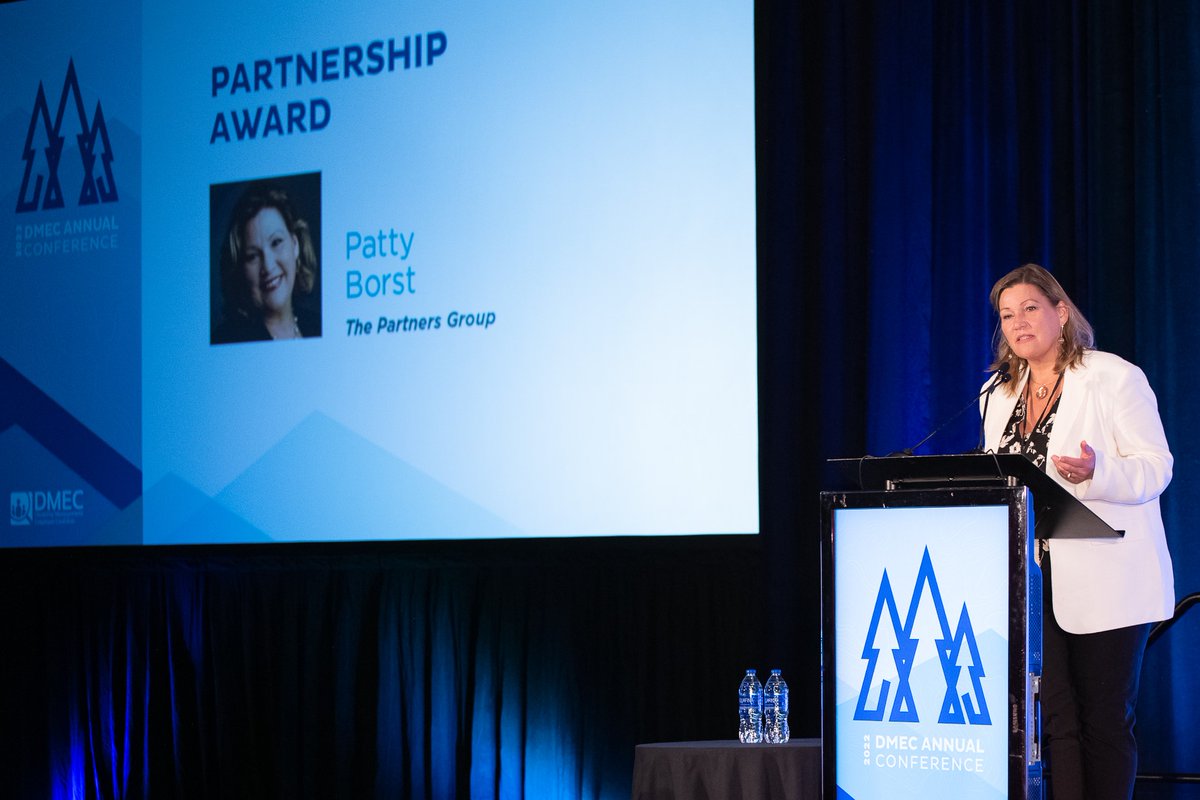 DMECAbsenceMgt's tweet photo. Two professionals — @Dr._Dan_Jolivet and Patty Borst — received the 2022 @DMECAbsenceMgt Partnership Award during #DMEC2022 in recognition of their exemplary support and dedication to the organization, its programs, and mission. #absencemanagement #HumanResources #Leadership https://t.co/k4cL7TRYBV