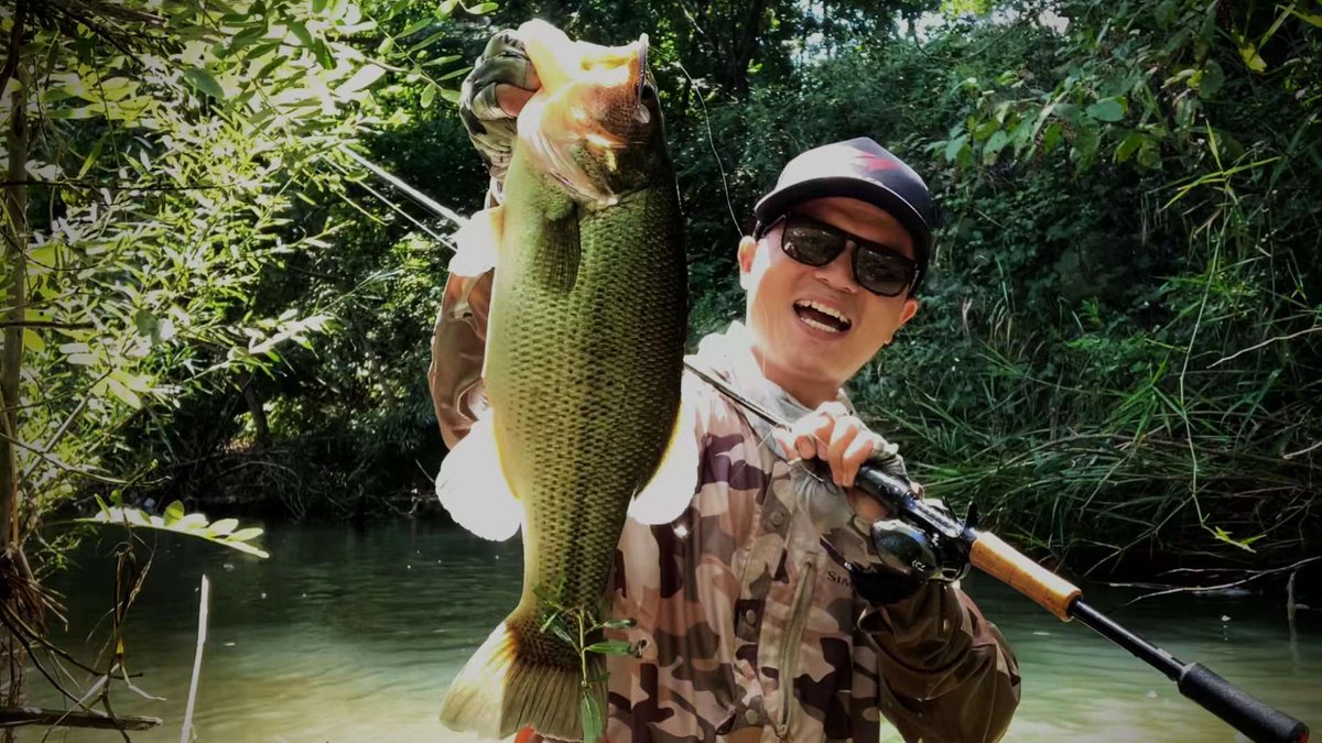 Lureleader's tweet photo. 🙌Lureleader V8 one piece 67ML 
🙌Steeze CT SV
🙌53cm bass https://t.co/ui6O8yXCWD