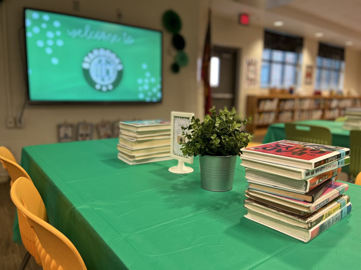 Jennifer Lewis tweet media