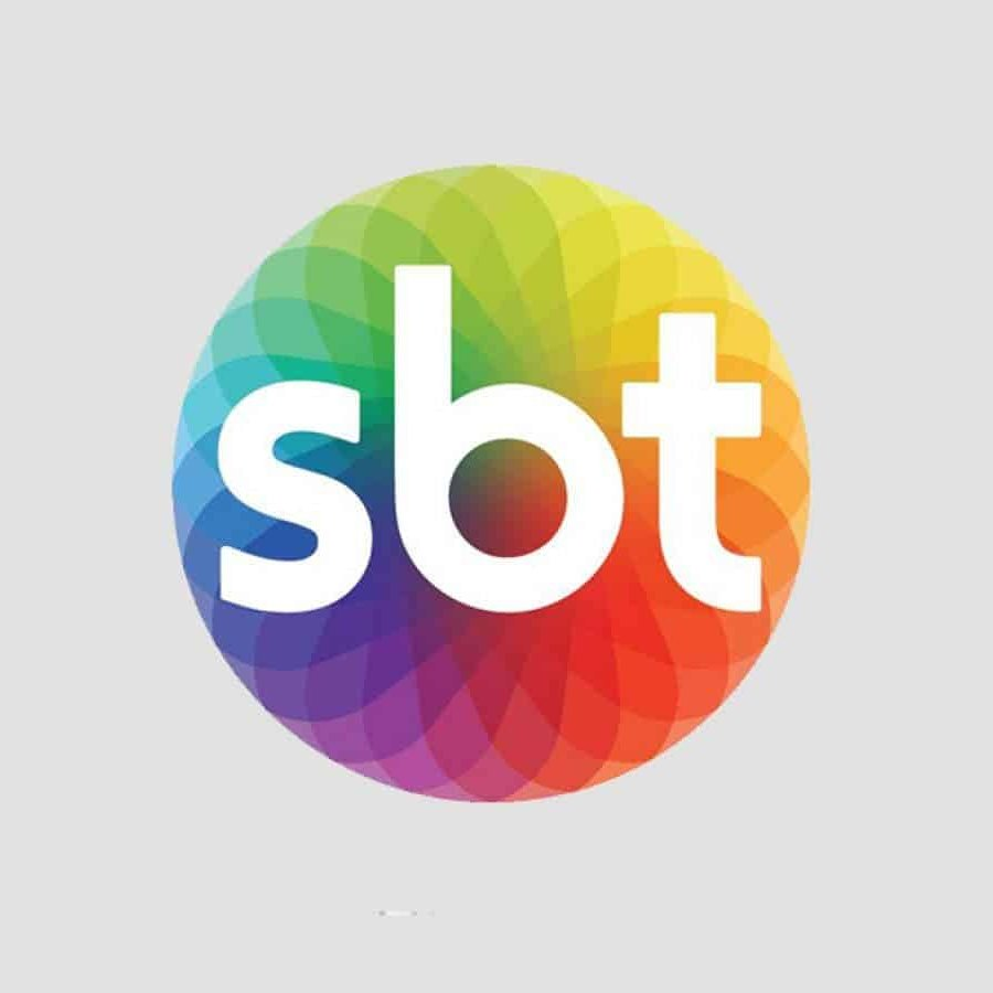 poptime's tweet photo. Filha de Silvio Santos diz que Globo 'quer ser a SBT':

“Eita! Agora a Globo quer ser o SBT, vai entender. Lívia, Pri Alcântara, Maisa, Larissa Manoela e até a Eliana nas telas do plim plim…". Concordam? https://t.co/PNMV0P9C2U