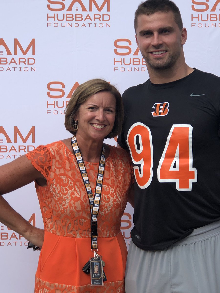 Great 2 days of connecting with staff and families during Opening Day, Readifest, Block Party, and Backpack Giveaway with <a href="/Sam_Hubbard_/">Sam Hubbard</a> and Crayons to Computers.  Ready for our <a href="/Bellevue_Ind/">Bellevue Independent</a> students!! Going to be a Terrific Year for the Tigers! #LoveTheVue