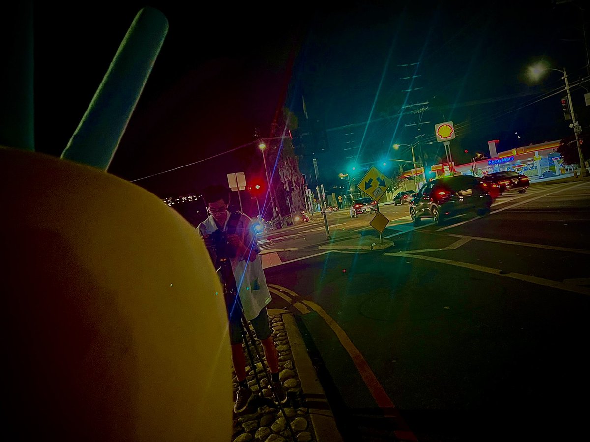 FamousDan's tweet photo. Things got very @munko in Atwater Village tonight with @Synchlife it was incredibly fun. We had ice cream. Thanks @davidchoe this experience is one of a kind. https://t.co/fObhWqj1Q6