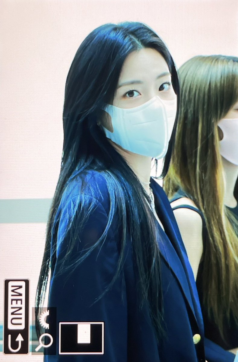 𝟐𝟕% tweet media