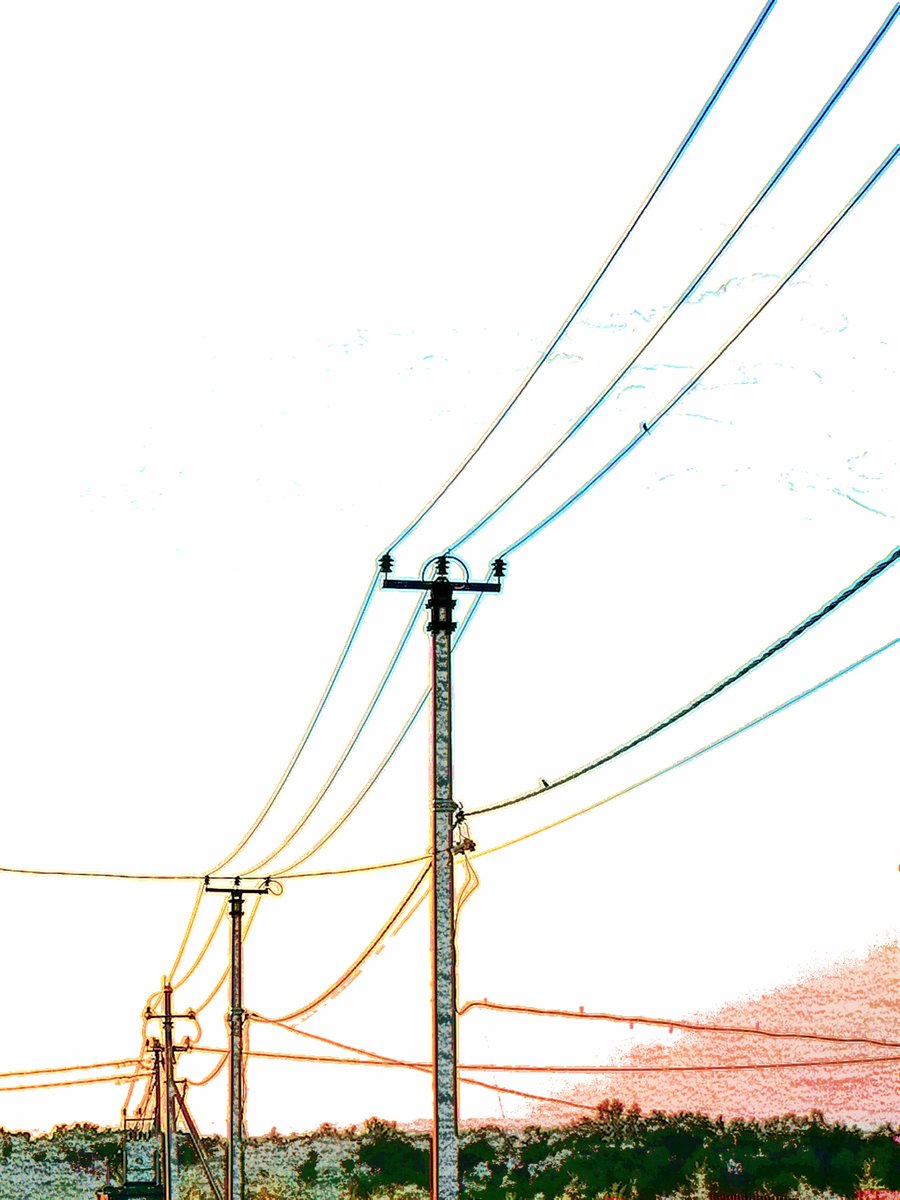 @DylanDu02998985 Meeting with wires

Sitting on the wire is a pleasure!
A bird flew in and sat on the wire. She is very well. She sings about happiness. Everyone around is happy. Another bird can sit next to it. Then another. A whole flock may arrive.

Price 0.5 #XTZ
9/10
objkt.com/asset/KT1DUdtb…