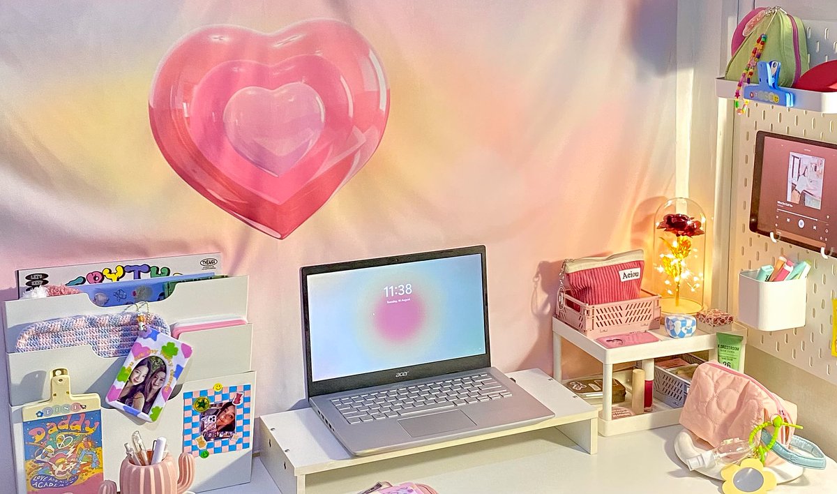 in my cozy space 💗⭐️🥣
