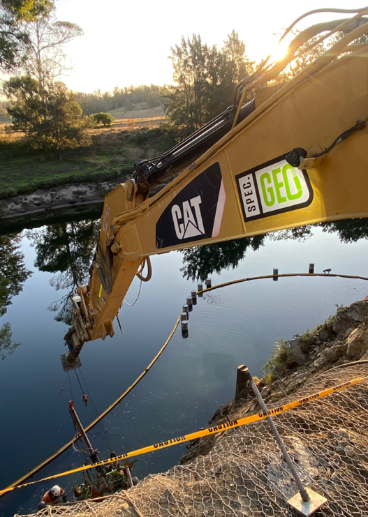 SpecialisedGeo's tweet photo. Nothing is too difficult for Specialised Geo - even water works!

A challenging access project along the Tuross River to stabilise the embankment after a recent landslip.

#specialisedgeo #specialists #rockfall #landslip #stabilisation #bestinthegame #soilnail #anchor #mesh https://t.co/C2OxUqmGNJ