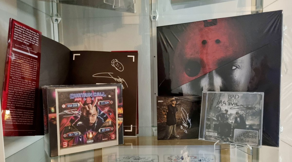 Keyser_Soze76's tweet photo. #MarshallMathers #Eminem #SlimShady #Infinite #SSEP #SSLP #MMLP #TES #Encore #Relapse #Recovery #MMLP2 #Revival #Kamikaze #MTBMB #CC2 #BME #RollModel #SoulIntent #Signed #Collecting #Rare @Eminem @rosenberg @NateKane247 https://t.co/98sGHJ9GH8