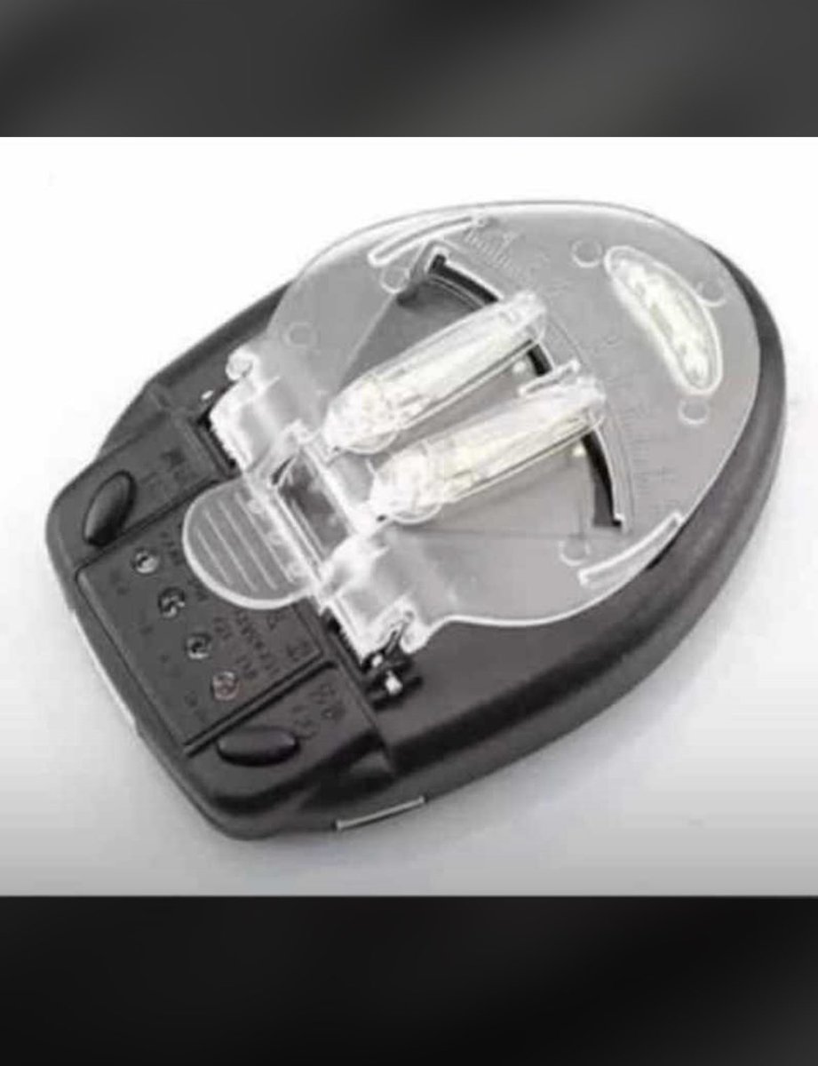 If you waited for this thing to fully charge your battery, nothing fit shake you again in life 😂😂